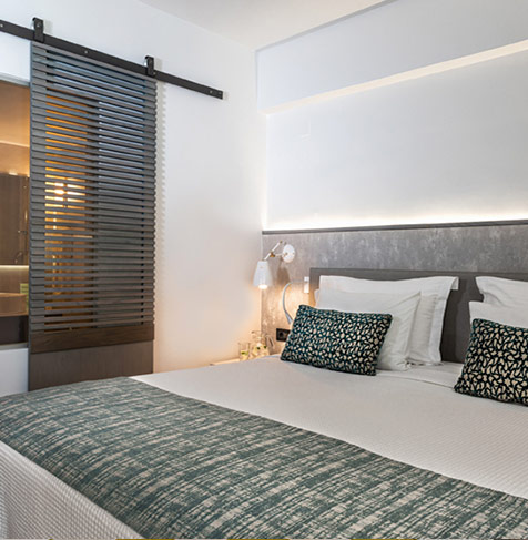 STANDARD ΔΩΜΑΤΙΟ ΘΕΑ ΠΙΣΙΝΑ